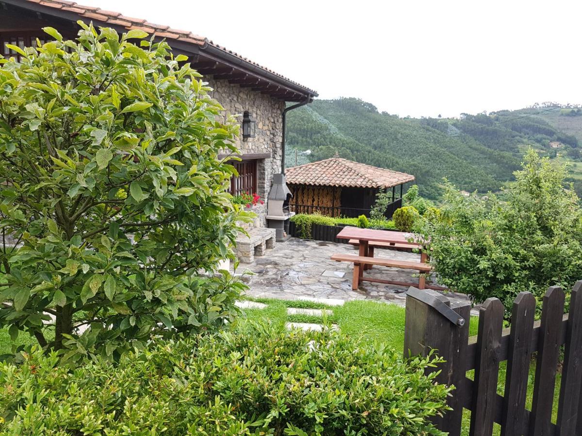 Casas Rurales El Llugaron Miravalles 外观 照片